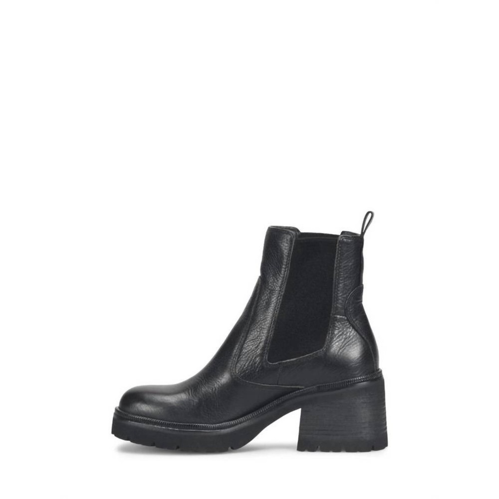 Sofft Jodie Chelsea Boot size 9.5
Worn once. Smoke free home.